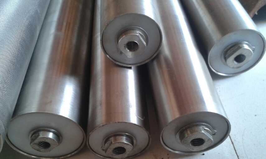 輥?zhàn)虞斔蜋C(jī)，輥道輸送機(jī)